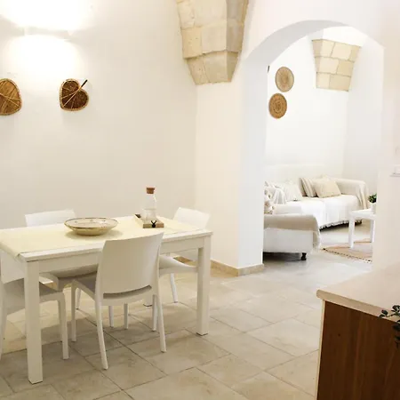 Holiday home Il Cortile Degli Aranci Cerfignano