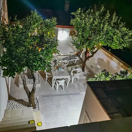 Il Cortile Degli Aranci